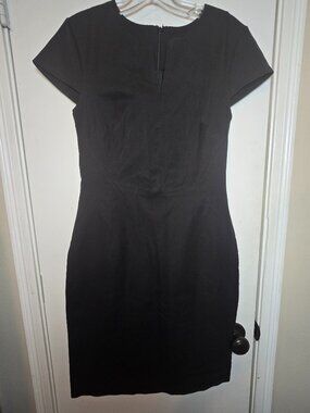Banana Republic Black Split Neck Cap Sleeve Sheath Dress Womens Size 6 Stretch